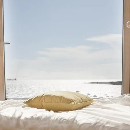 The Longhouse At Lista Apartment